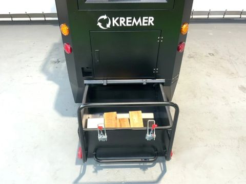 Kremer KRS 100 veegmachine met cabine | Used Machinery Trading B.V. [19]