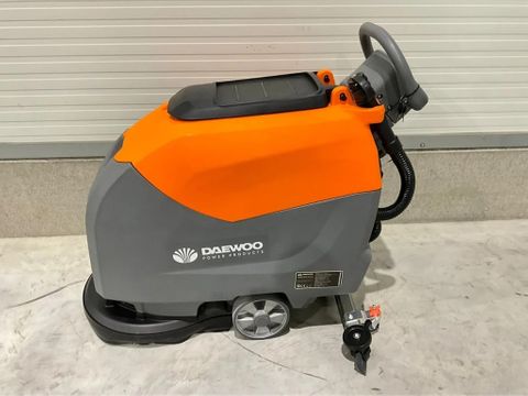 Daewoo DAFL50A | Used Machinery Trading B.V. [3]