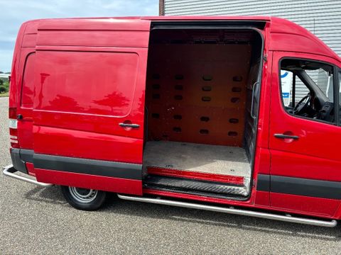 Mercedes-Benz 210CDI L2H2 270 Graden Deuren 153.200 KM | Van Nierop BV [9]