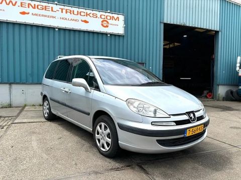 Peugeot HDI 7-SEATER MINIVAN (MANUAL GEARBOX / 2 SLIDING DOORS / ELECTRICAL PACKAGE / AIRCONDITIONING) | Engel Trucks B.V. [2]