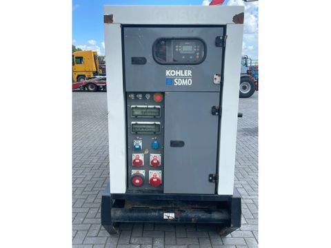 SDMO
R110C3 | 110 KVA | 400/230V | Hulleman Trucks [7]