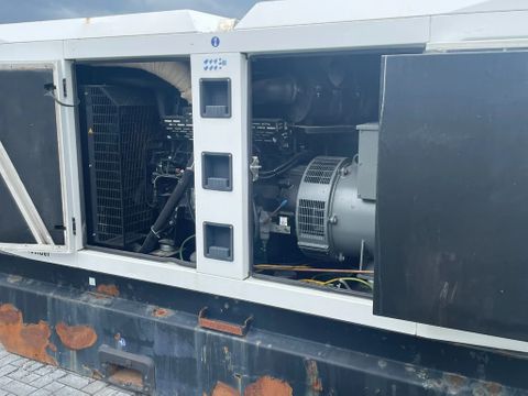 SDMO
R220C3 | 220 KVA | 400/230V | Hulleman Trucks [12]