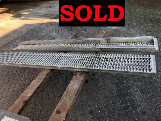 Diversen Oprijplanken Gegalvaniseerd >  Afmetingen: 250 x 30 x 7 cm SOLD | JvD Aanhangwagens & Trailers [1]