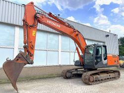 Hitachi  ZX 210 LC-3 PIPED FOR HAMMER CE/EPA