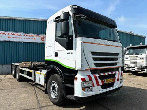 Iveco AS260S42Y/PT 6x2 CABLE SYSTEM / ORIGINAL DUTCH TRUCK ONLY 545.000 KM!! (9.000 Kg. FRONT-AXLE / EURO 5 / 10 TIRES / AS-TRONIC / LIFT-AXLE / AIRCONDITIONING) | Engel Trucks B.V. [2]