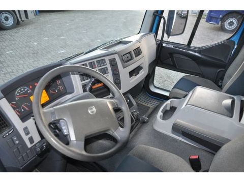 Volvo 210 .EURO 6. AIRCO. 369969 KM. NL-TRUCK | Truckcentrum Meerkerk [13]