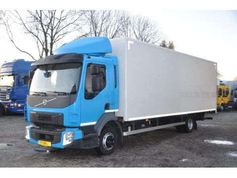 Volvo 210 .EURO 6. AIRCO. 369969 KM. NL-TRUCK | Truckcentrum Meerkerk [2]