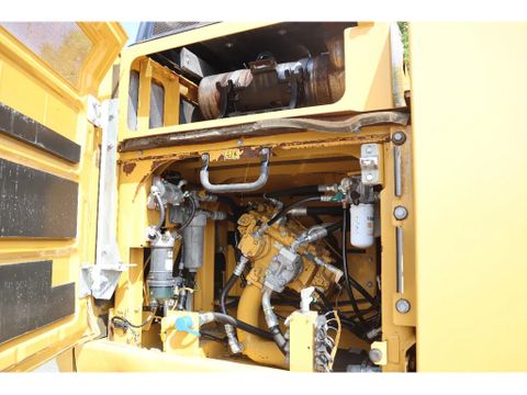 Caterpillar
324 EL E L | ROTOTILT | BUCKET | QUICK COUPLER | Hulleman Trucks [12]