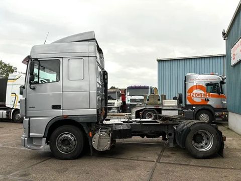 DAF SPACECAB 4x2 (EURO 4 / ZF16 MANUAL GEARBOX / AIRCONDITIONING) | Engel Trucks B.V. [5]