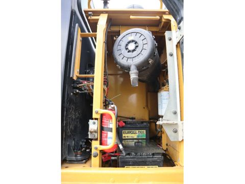 Caterpillar
340 F | 340F | HYDR. QUICK COUPLER | BUCKET | Hulleman Trucks [15]