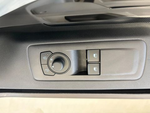 Ford 300 2.0TDCI L2H1 136PK Airco Cruisecontrol Trekhaak Apple Carplay Nieuw | Van Nierop BV [12]