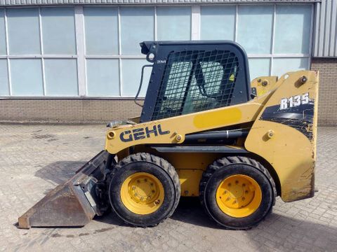 Gehl R 135   2015    CE | NedTrax Sales & Rental [1]