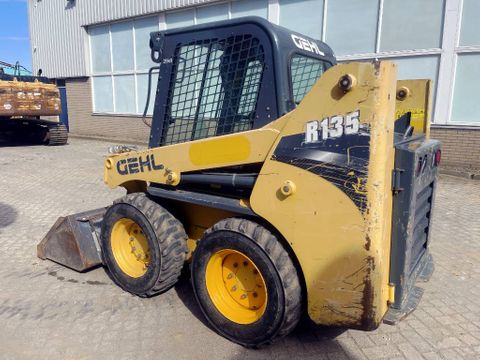 Gehl R 135   2015    CE | NedTrax Sales & Rental [4]