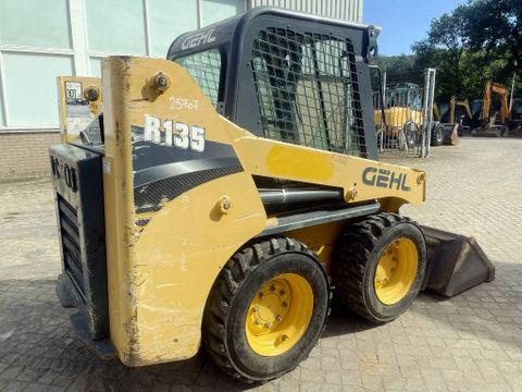 Gehl R 135   2015    CE | NedTrax Sales & Rental [7]