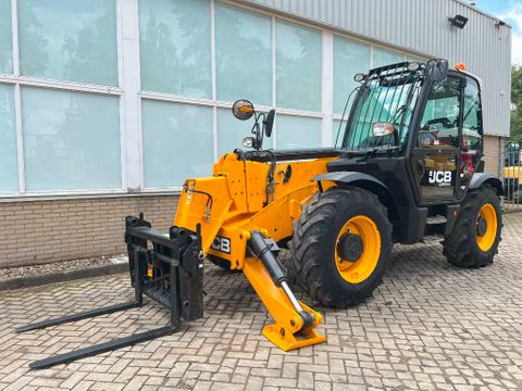 JCB 535-125 | NedTrax Sales & Rental [2]