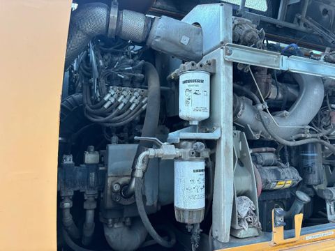 Liebherr A920 Litronic Overslagkraan OilQuick AutoSmering 11900 UUR | Van Nierop BV [16]