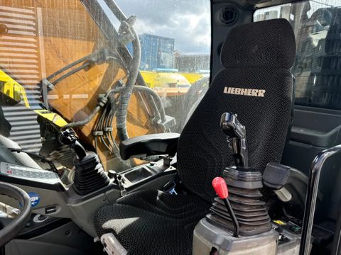 Liebherr A920 Litronic Overslagkraan OilQuick AutoSmering 11900 UUR | Van Nierop BV [28]