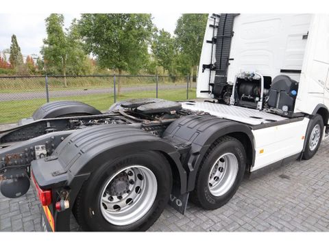 Volvo
| 6X4 - 6X2 | TANDEMLIFT | RETARDER | I-PARK COOL | Hulleman Trucks [13]