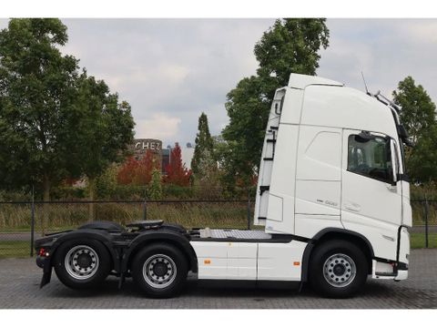 Volvo
| 6X4 - 6X2 | TANDEMLIFT | RETARDER | I-PARK COOL | Hulleman Trucks [4]