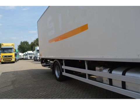 Volvo * EURO5 * 4X2 * CARRIER SUPRA 950 MT * 4X2 * MANUAL * | Prince Trucks [10]