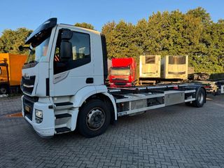 iveco-stralis-360-4x2-euro-6-only-224685-km-bdf-chassis