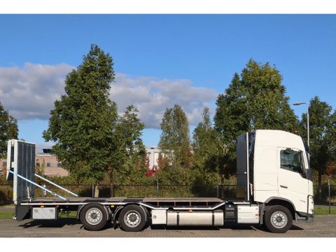 Volvo
NEW/NEU | 6X2*4 | MACHINE | MASCHINEN TRANSPORT | Hulleman Trucks [3]