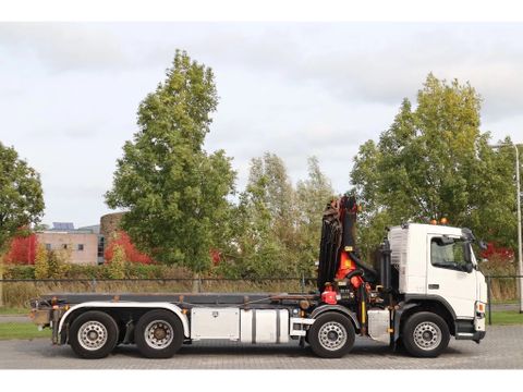 Volvo
8X2*6 | PALFINGER PK27002 | 6 HYDR. EXTENTIONS | Hulleman Trucks [7]