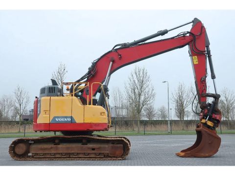 Volvo
ECR 235 EL | ROTOTILT | BUCKET | AIRCO | Hulleman Trucks [4]