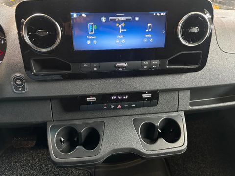 Mercedes-Benz 319CDI L2H1 PRO Automaat Airco Cruisecontrol Led 3500KG Trekhaak Apple CarPlay NIEUW | Van Nierop BV [21]