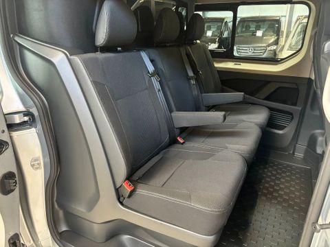 Renault 2.0 150PK L2H1 Dubbelcabine EDC Automaat Airco Navi Cruisecontrol Trekhaak NIEUW | Van Nierop BV [11]