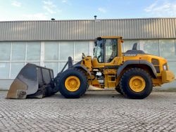 Volvo  L 120 H     2014   CE