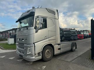 volvo-fh-460-4x2-skirts-euro-6-2019