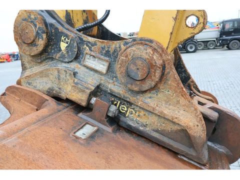 Caterpillar
352 F | QUICK COUPLER | BUCKET | Hulleman Trucks [8]