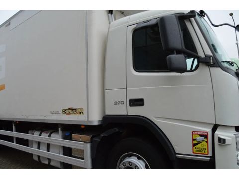 Volvo * EURO5 * CARRIER SUPRA 950 SILENT * 6X2 * | Prince Trucks [7]