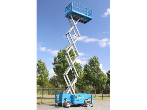 Genie
GS-3369 DC | 12 METER | NOT WORKING | Hulleman Trucks [12]