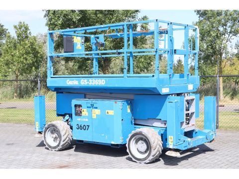 Genie
GS-3369 DC | 12 METER | NOT WORKING | Hulleman Trucks [2]