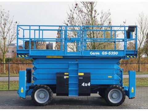 Genie
GS-5390 RT | 18 METER | 680 KG | 220V | Hulleman Trucks [1]