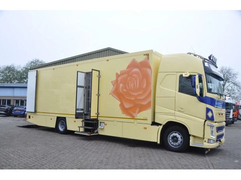 Volvo 420 4X2 BLOEMEN / KOELWAGEN - TRS D+E. NL-TRUCK | Truckcentrum Meerkerk [11]