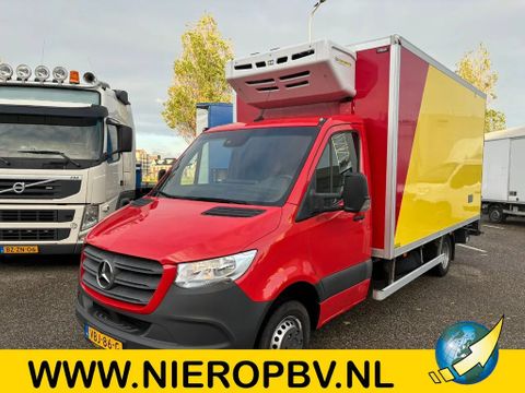 Mercedes-Benz 516CDI Bakwagen Koelwagen Laadklep Zijdeur Automaat 220V Dag & Nacht Koeling | Van Nierop BV [1]