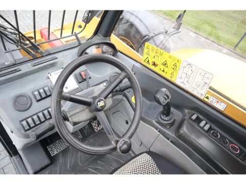 Caterpillar
TH 414 | HYDRAULIC FORKS | MT 1440 | Hulleman Trucks [17]