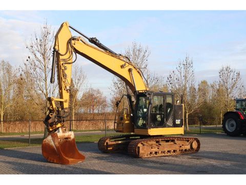 Caterpillar
325 F LCR | ROTOTILT | BUCKET | GPS PREPARED | Hulleman Trucks [2]