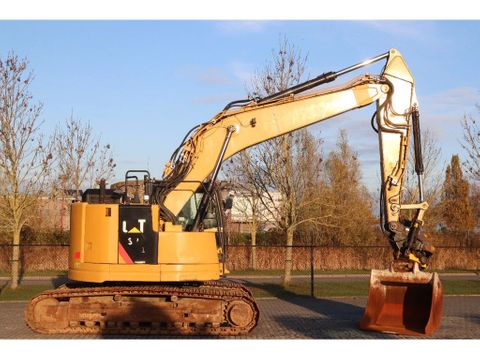 Caterpillar
325 F LCR | ROTOTILT | BUCKET | GPS PREPARED | Hulleman Trucks [4]