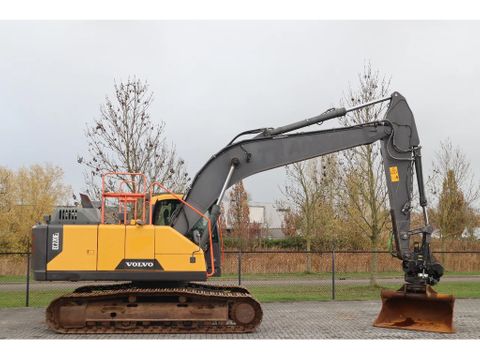 Volvo
EC 220 EL | ROTOTILT | QUICK COUPLER | BUCKET | AIRCO | Hulleman Trucks [4]