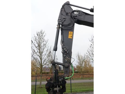 Volvo
EC 220 EL | ROTOTILT | QUICK COUPLER | BUCKET | AIRCO | Hulleman Trucks [9]