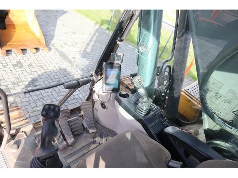 Volvo
EC 250 EL | QUICK COUPLER | BUCKET | AIRCO | Hulleman Trucks [16]