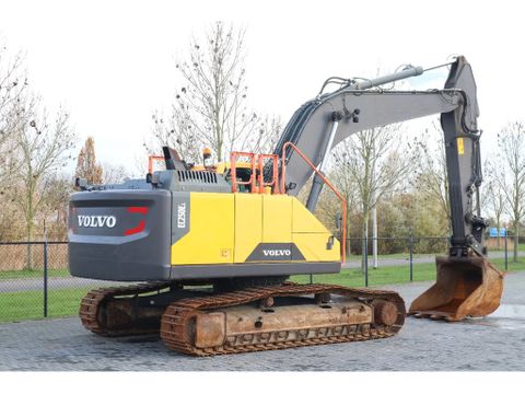 Volvo
EC 250 EL | QUICK COUPLER | BUCKET | AIRCO | Hulleman Trucks [6]