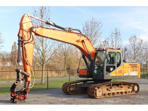 Doosan
DX 225 LC-5 | ROTOTILT | LEICA GPS | Hulleman Trucks [2]