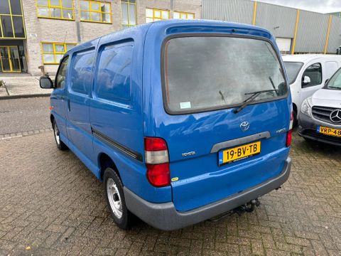 Toyota hiaci 2.5d4d 90 pk l1 airco 180000km elec raam | Van Nierop BV [4]