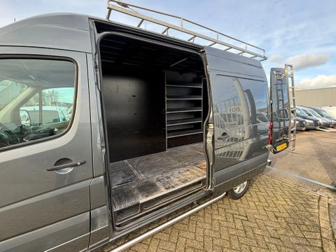 Volkswagen l2h2 140pk airco navi dub schuifdeur  impriaal trap trekhaak 67000km euro6 | Van Nierop BV [10]