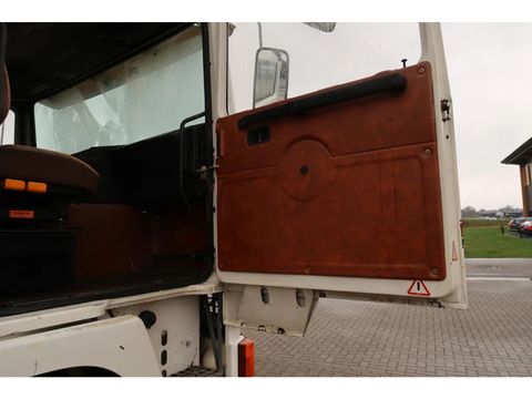 Volvo F 12 - 360,  1984 - Oldtimer Chassis Cabine | Companjen Bedrijfswagens BV [5]